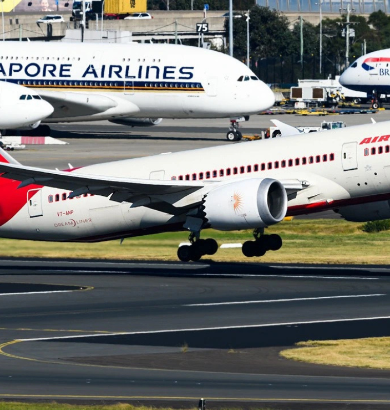 Singapore Airlines Faces Prolonged Earnings Pressure as Air India Losses Deepen
