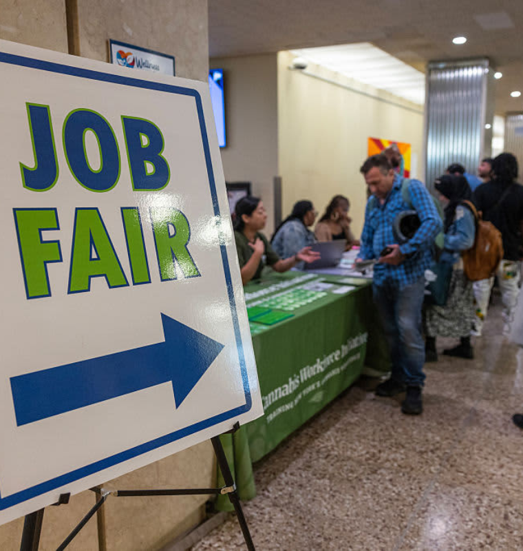 U.S. Layoff Announcements Soar Past 1.1 Million Mark in 2025