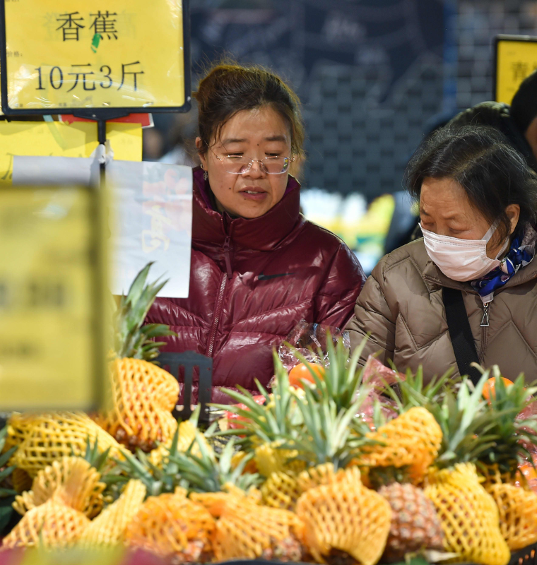China’s November Retail Sales Undershoot Forecasts as Consumer Weakness Intensifies