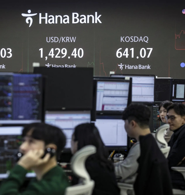 Asian Stocks Slide as South Korea Leads Declines Amid China Data Jitters