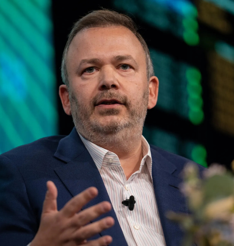 Edinburgh Worldwide Pushes Back Against Saba Capital Board Shake-Up