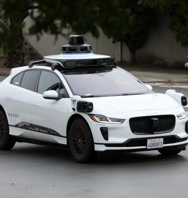 Waymo Restarts San Francisco Robotaxis After Power Outages Trigger Citywide Disruptions