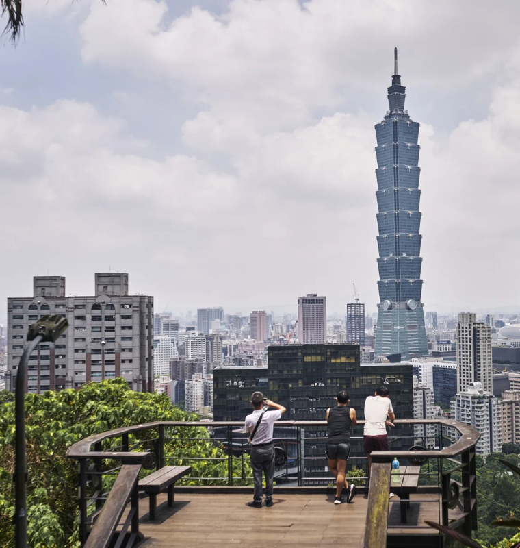 Emerging Markets Outshine Wall Street as Investors Look Ahead to Another Strong Year