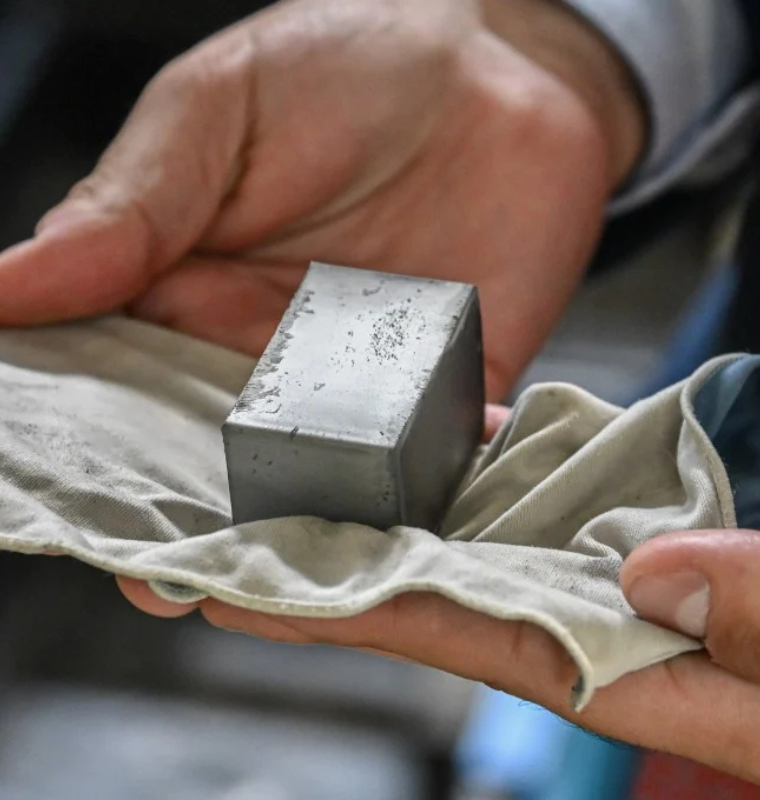 Western Magnet Makers Step Into the Spotlight as China’s Rare Earth Grip Tightens