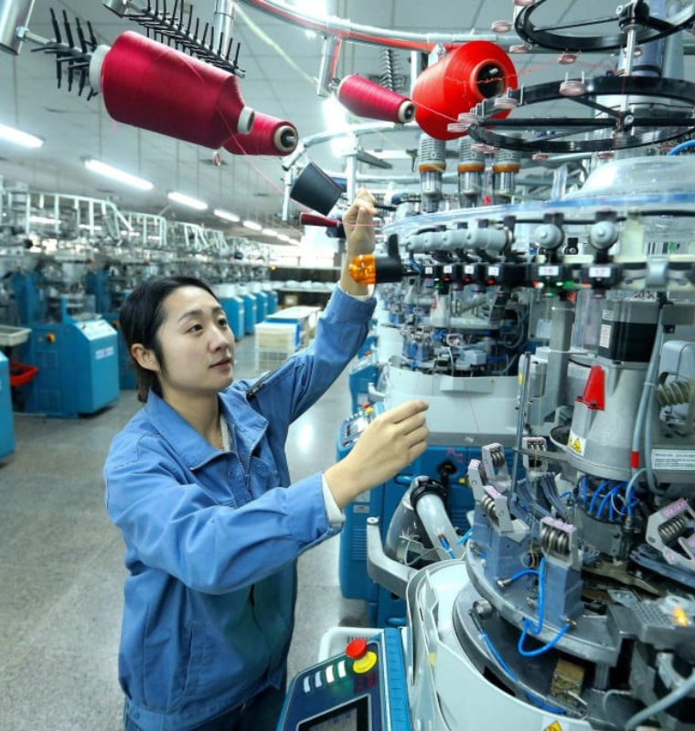 China’s Factories Return to Growth as Manufacturing Rebounds After Months of Contraction