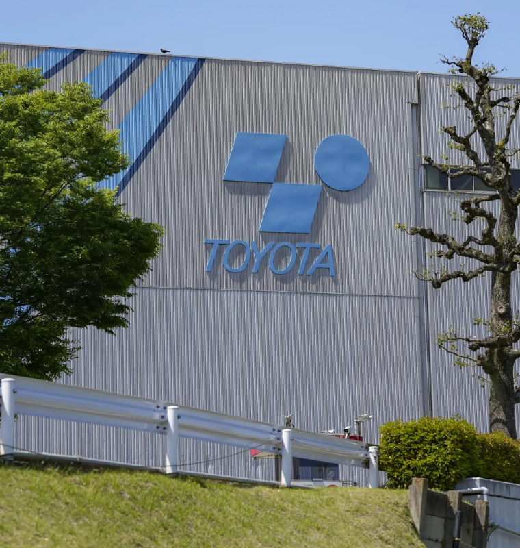 Toyota Industries Surges to All-Time High as Toyota Motor Lifts Buyout Bid Above $35 Billion