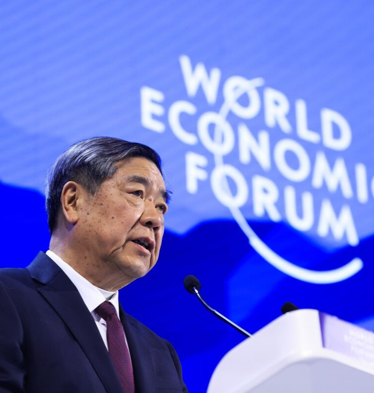 China Keeps a Low Profile at Davos, Yet Shapes the Global Conversation