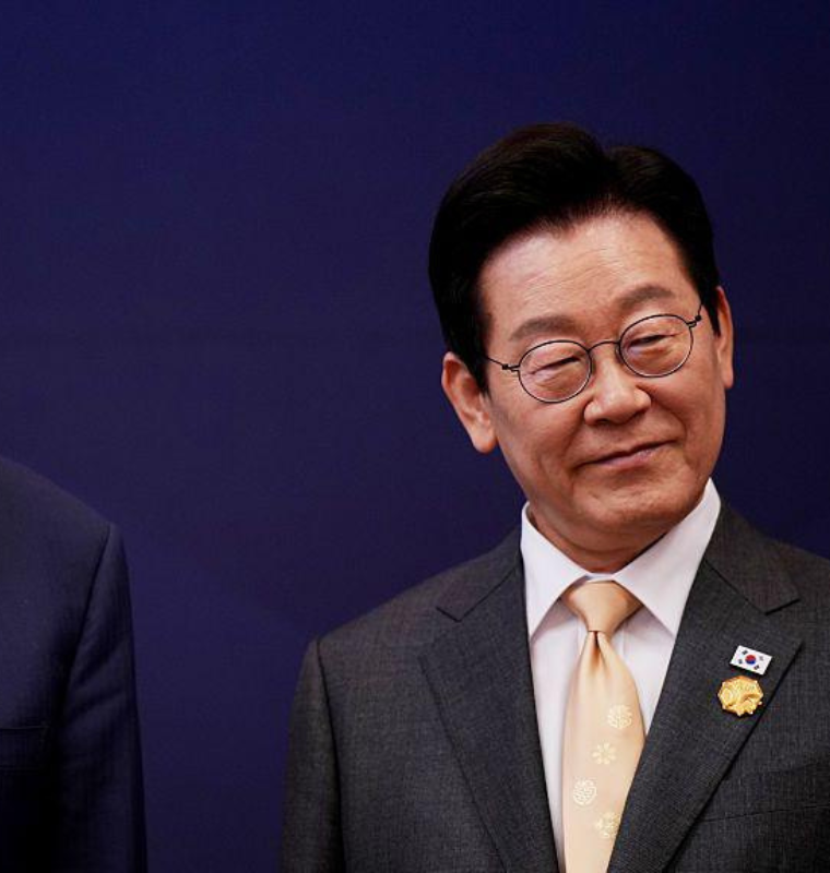 South Korean Auto Stocks Recover After Early Slide as Trump Signals Tariff Hike