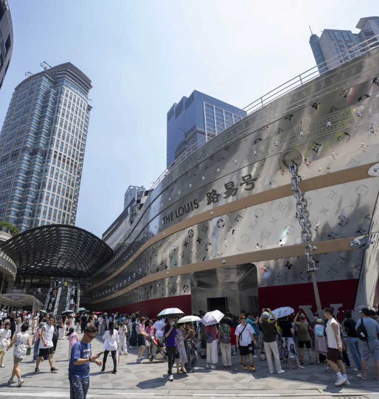 LVMH Tops Q4 Forecasts as China Demand Reignites Global Luxury Growth