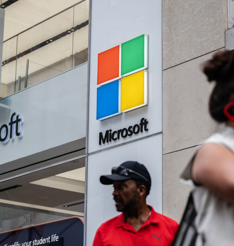 Microsoft Stock Suffers Worst Drop Since 2020 as $357 Billion in Market Value Vanishes