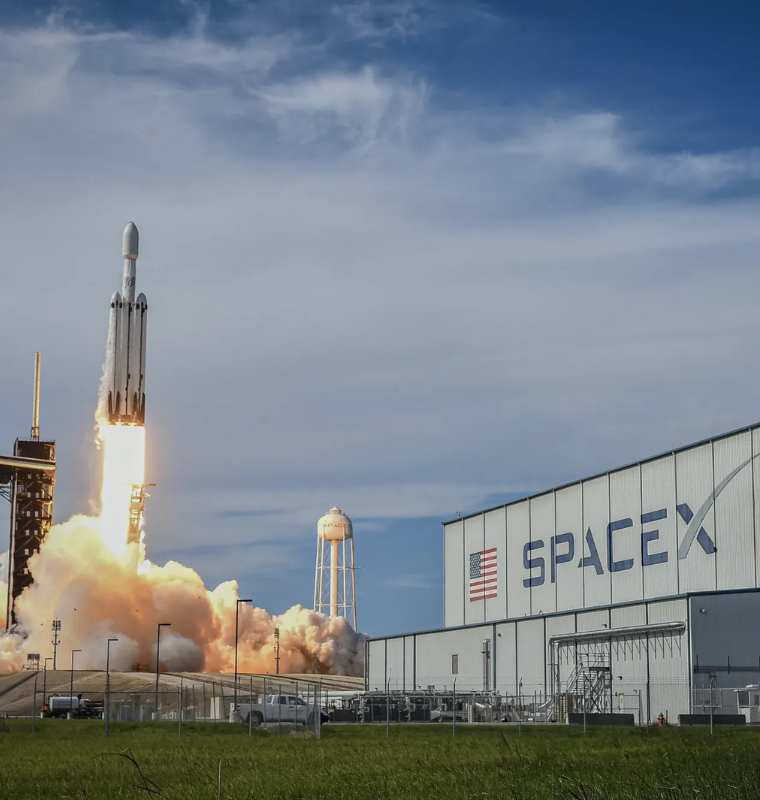 SpaceX Surges Toward Tesla in Value as Musk Reshapes His Empire With xAI Deal