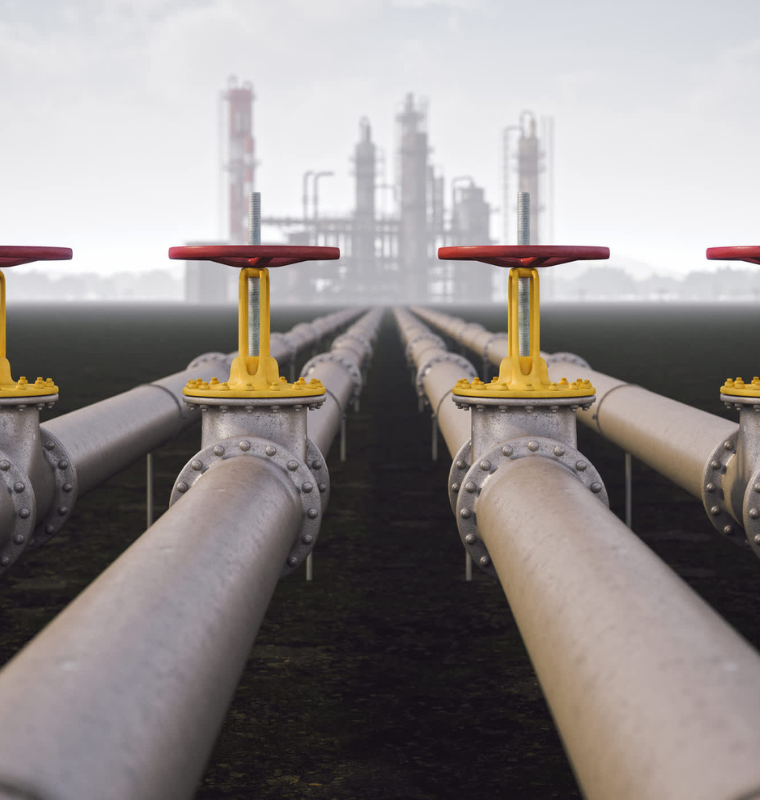 Big Oil Faces Earnings Crunch as Lower Crude Prices Threaten Buybacks