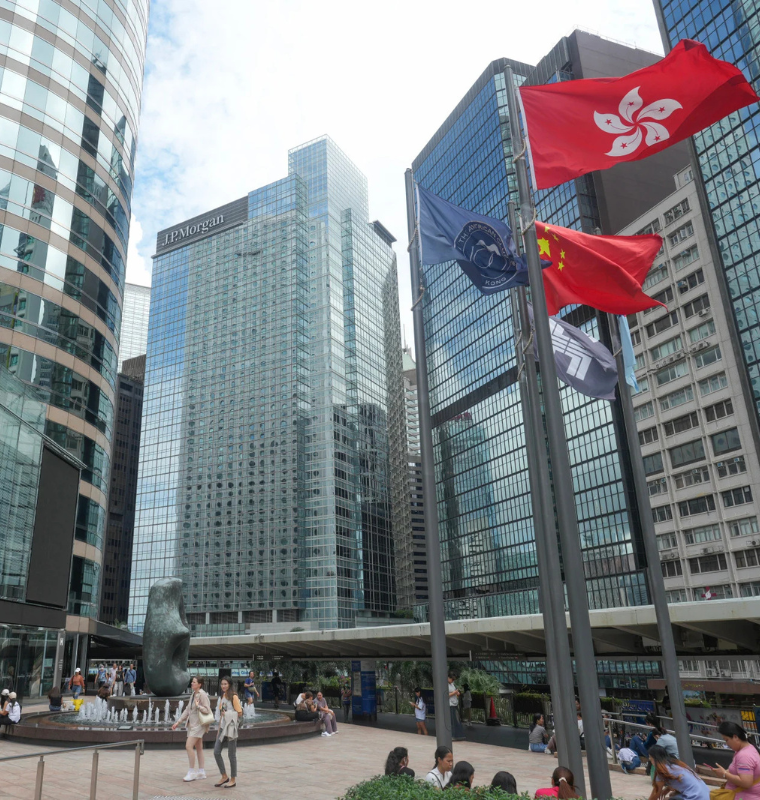 Hong Kong Tech Shares Slide Into Bear Market as Tax Concerns and AI Turmoil Shake Investors