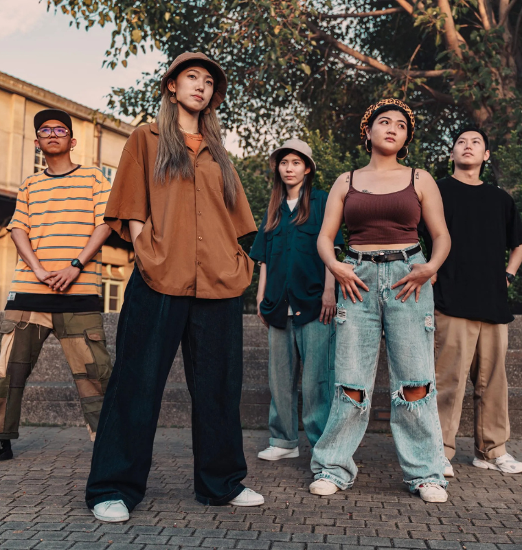 Gen Z Turns Back the Clock to 2016 Driving Nostalgia-Fueled Retail Revival