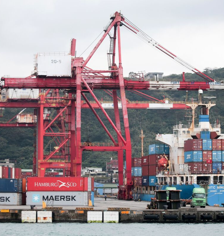 U.S. and Taiwan Seal Sweeping Trade Pact Cutting Tariffs to 15% and Expanding Market Access