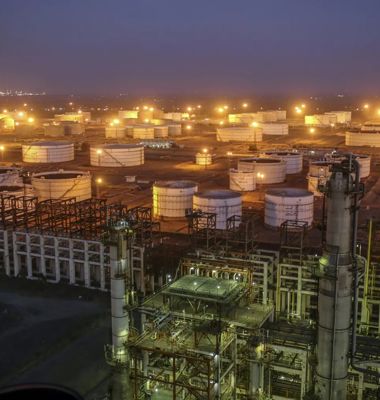 U.S. Grants India Temporary Clearance to Buy Russian Oil Amid Global Supply Shock