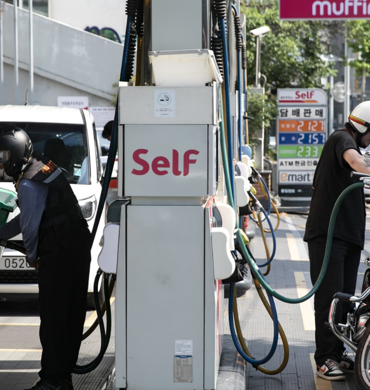 South Korea Introduces Fuel Price Cap as Global Oil Surge Hits Economy