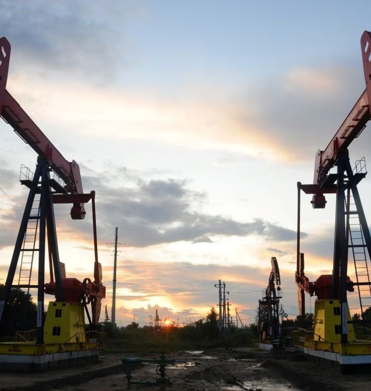 Oil Slides Sharply as Diplomatic Signals on Iran Ease Supply Fears