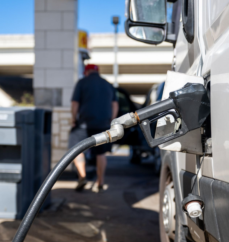 Rising Oil Shock From U.S.–Iran Conflict Starts Hitting American Wallets and Businesses