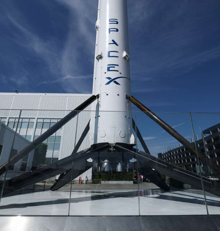 SpaceX Targets Record-Breaking IPO With Major Retail Investor Focus