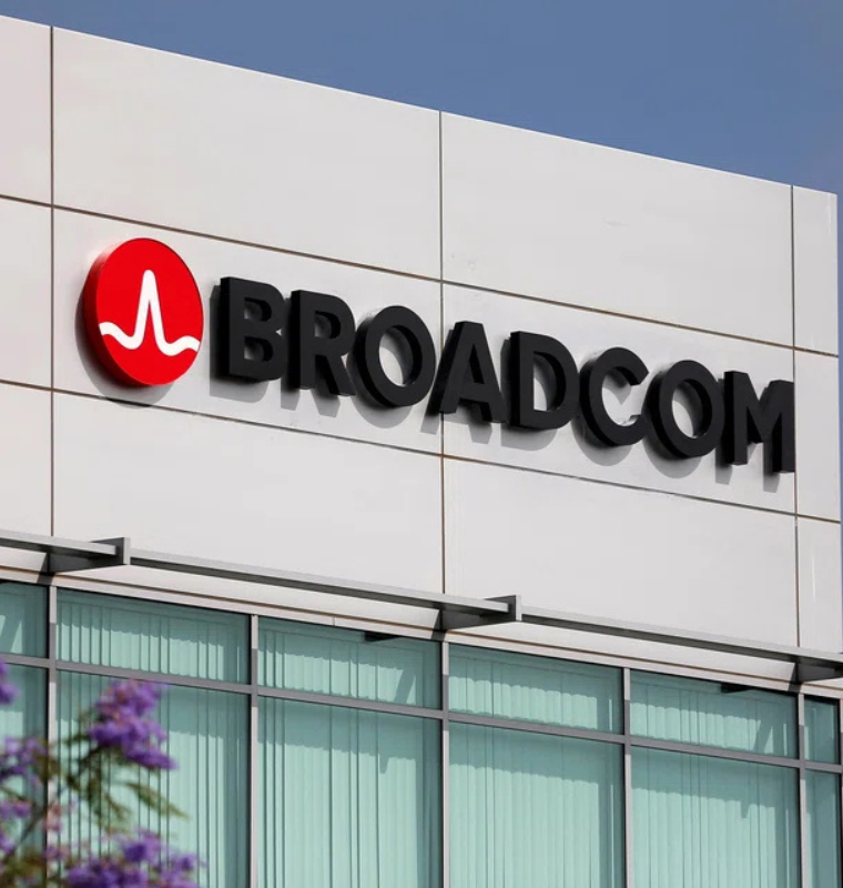 Broadcom Deepens AI Chip Partnerships with Google and Anthropic