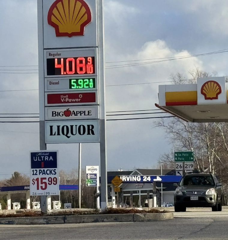 Gas Prices Set to Gradually Decline as Iran Ceasefire Eases Oil Market Pressure