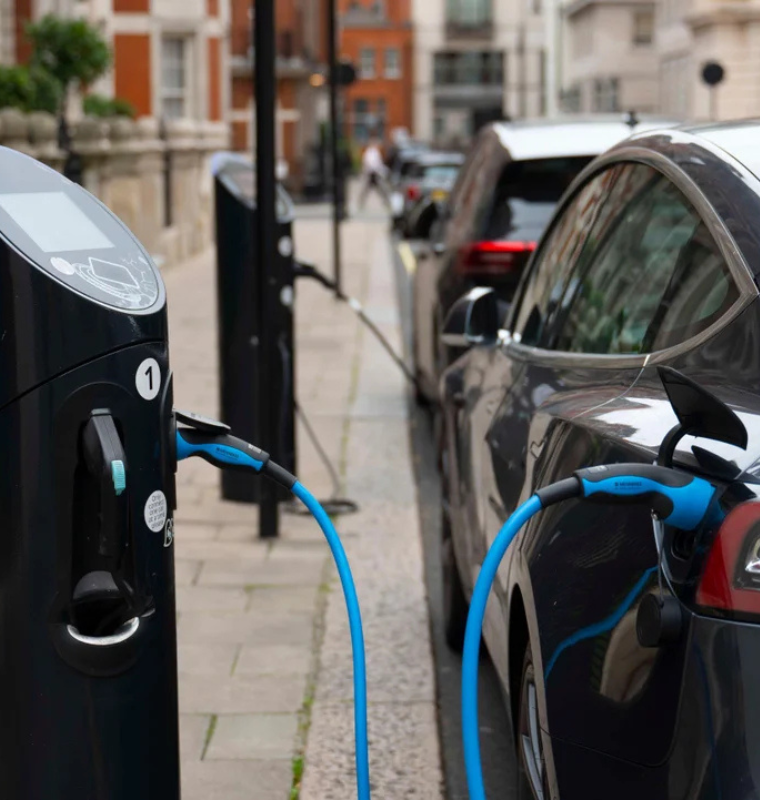 Japanese Automakers Tighten Grip on India’s Car Market as Hybrids Take the Lead