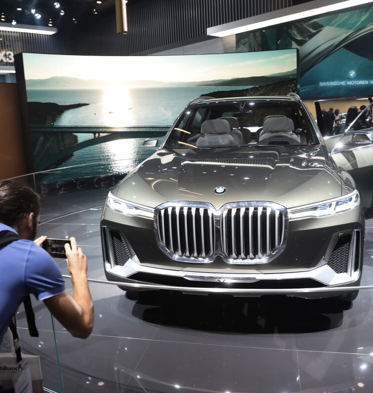 BMW Doubles Down on Sedans as It Defies Industry Shift Toward SUVs