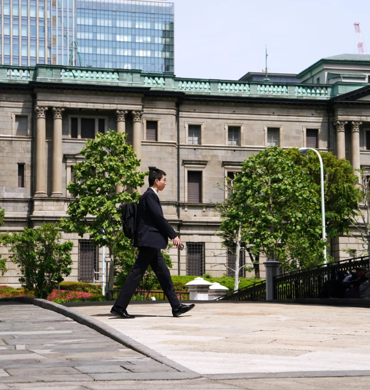 Japan Defends Yen Again as Markets Test Tokyo’s Intervention Limits
