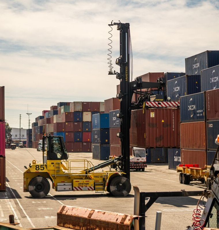 Global Companies Rush to Claim U.S. Tariff Refunds as Trade Costs Damage Earnings