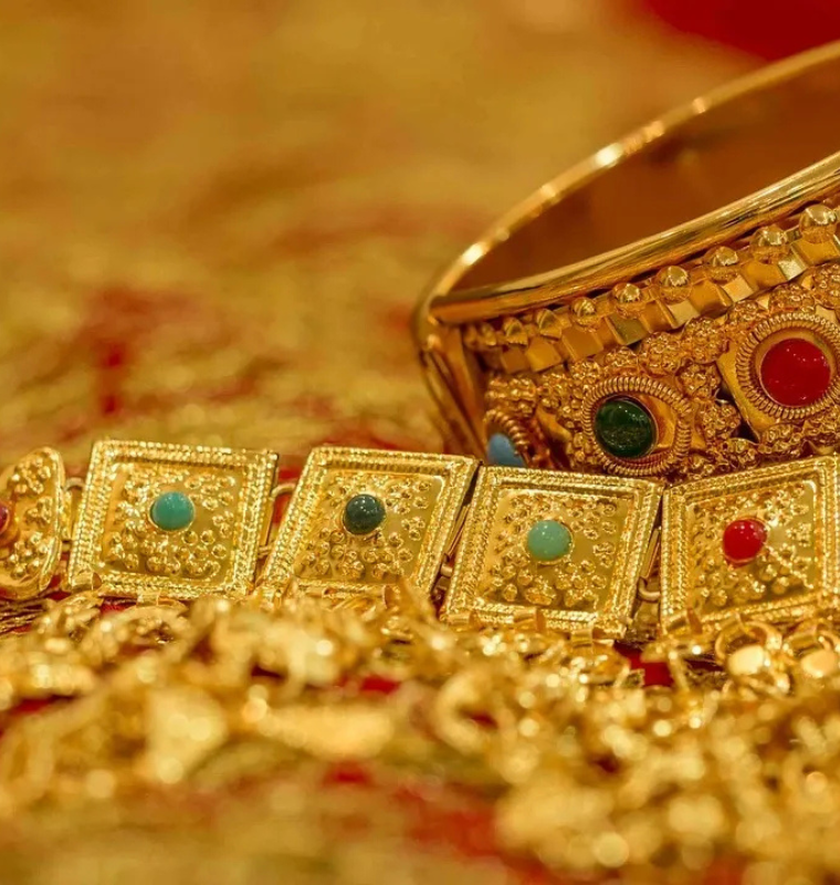 India Tightens Gold Import Rules as Weak Rupee and Rising Energy Costs Pressure the Economy