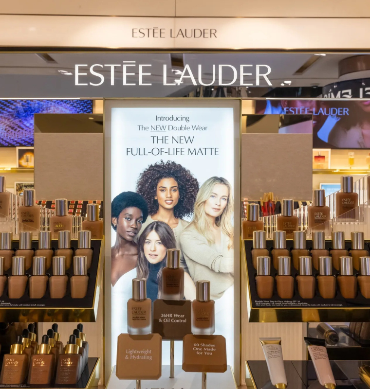 Estée Lauder Jumps After Puig Merger Talks Collapse, Sending Shares Higher on Standalone Strategy Bet