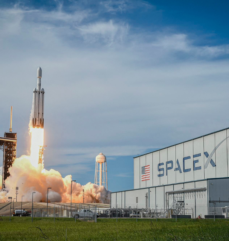 SpaceX Launches Historic $75 Billion IPO as Investors Rush Into Elon Musk’s Expanding Empire