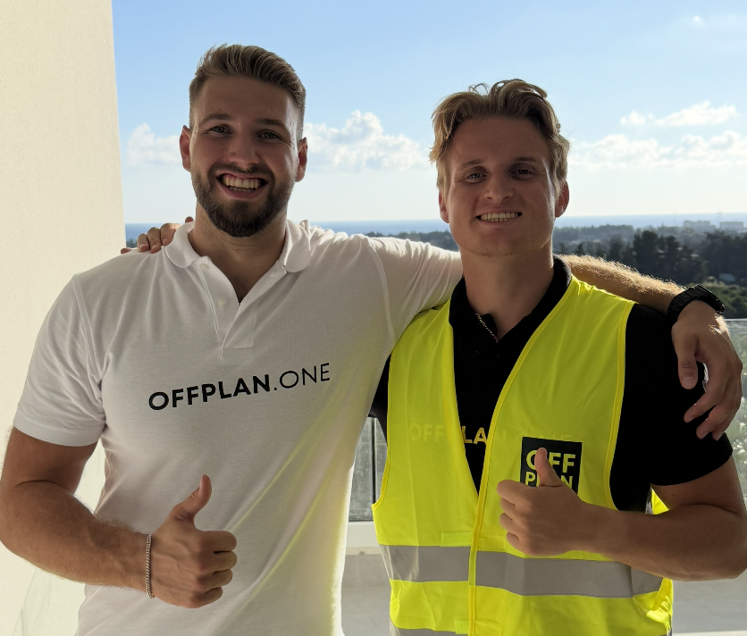 Ricardo Elias Property viewing