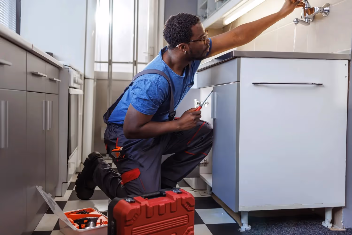 Emergency Plumber in Mesa, AZ | The Cooling & Plumbing Co. 