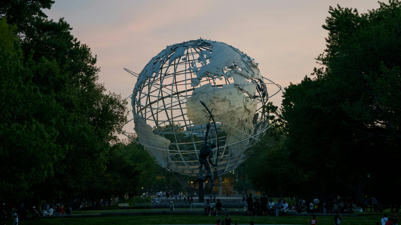 The Unisphere at dusk