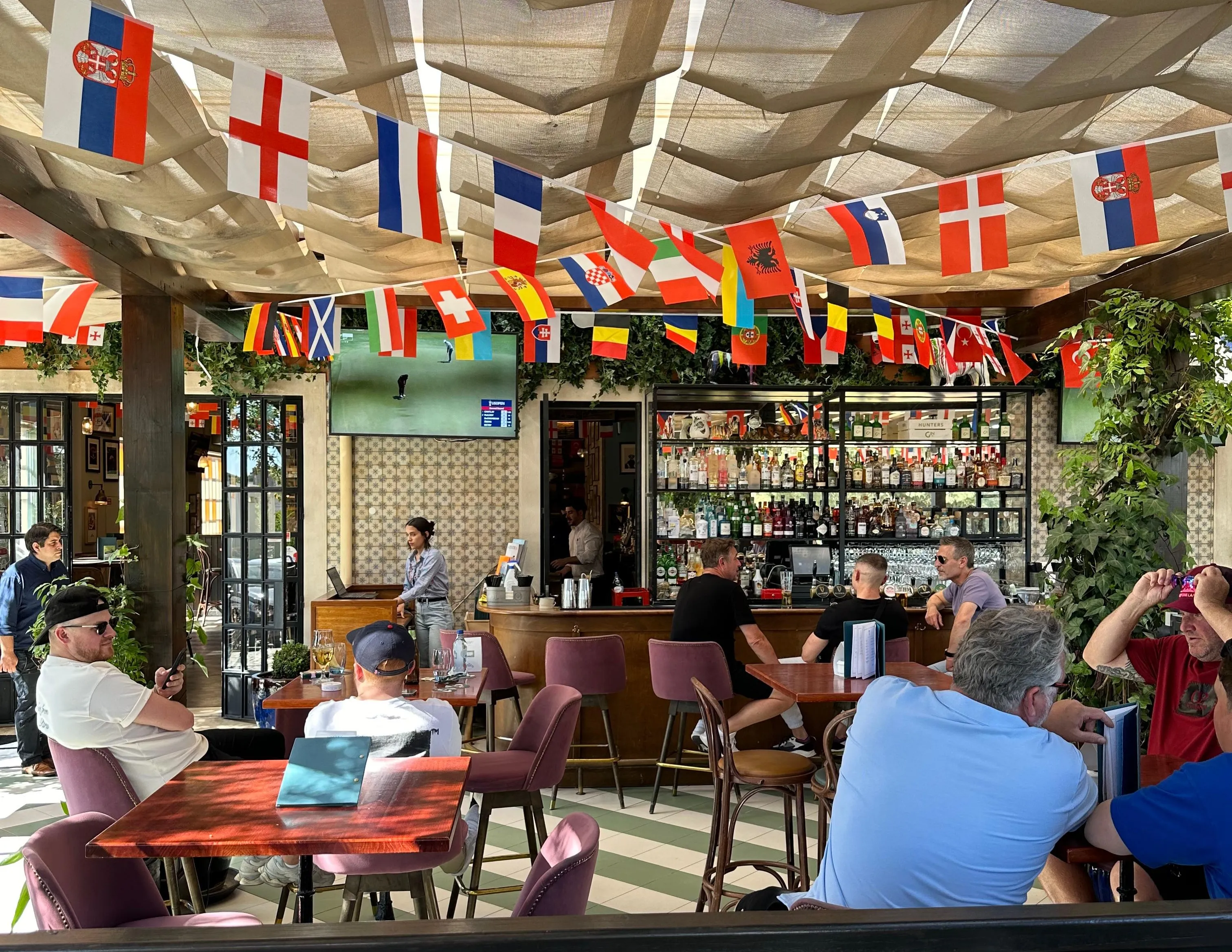 live music sports bar quinta do lago algarve