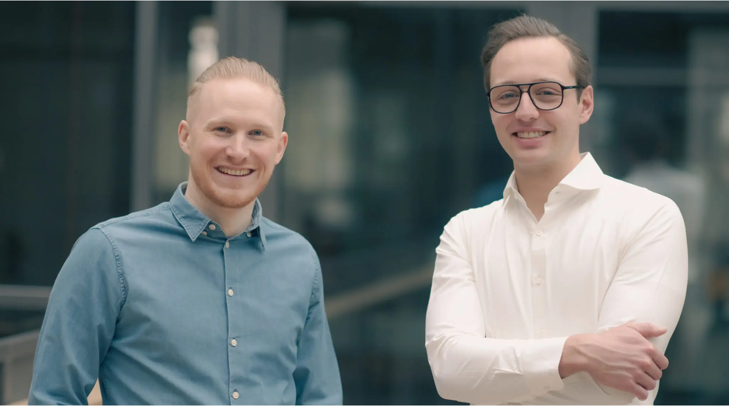 Porträt der Nachfolgeunternehmer Felix Brinkmann und Maximilian Klocke, Gründer des traditionellen Search Funds Klocke & Brinkmann aus Berlin.