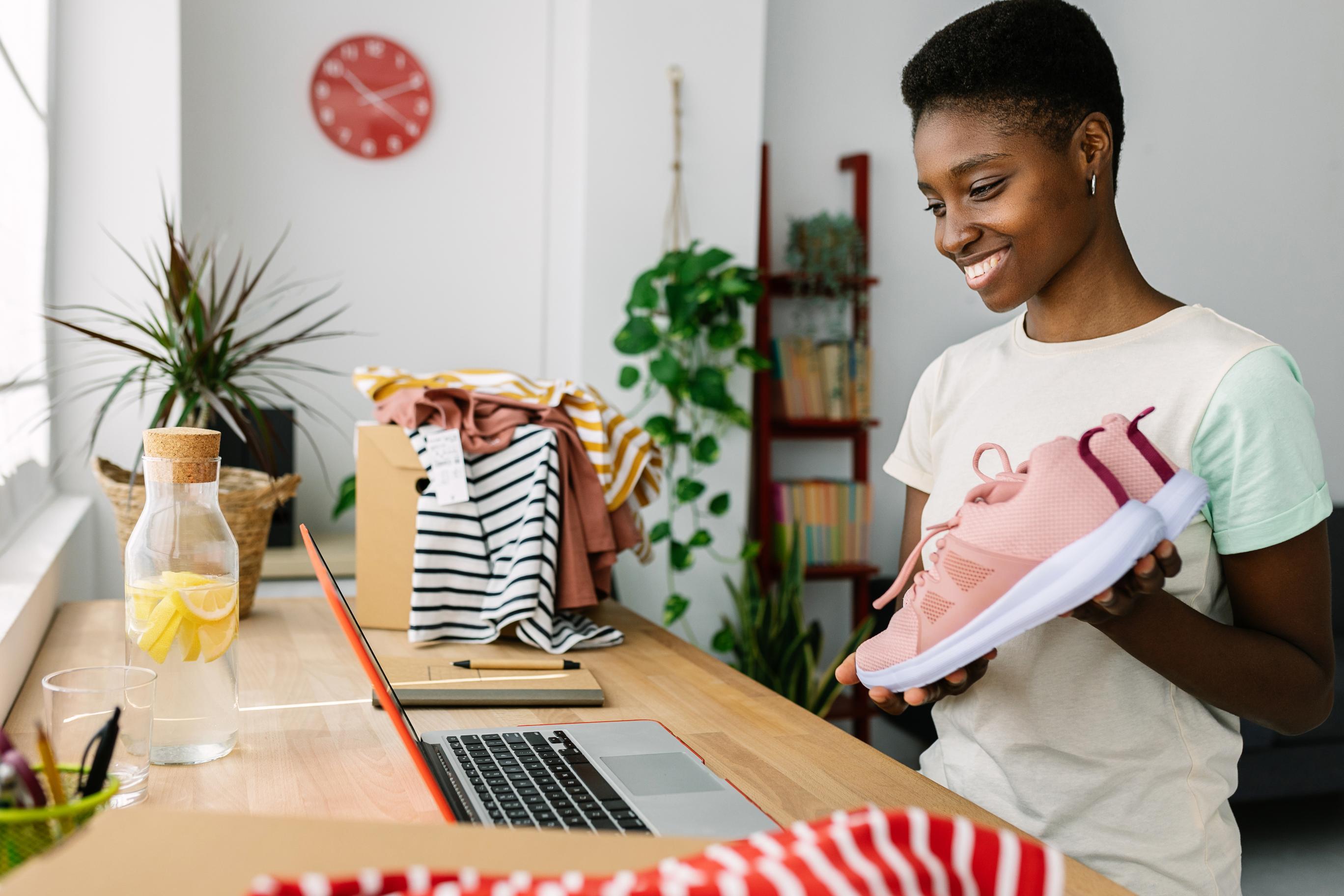 How Product Videos Reduce Returns in Ecommerce Stores