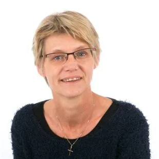 Ms. Hanka Dekker