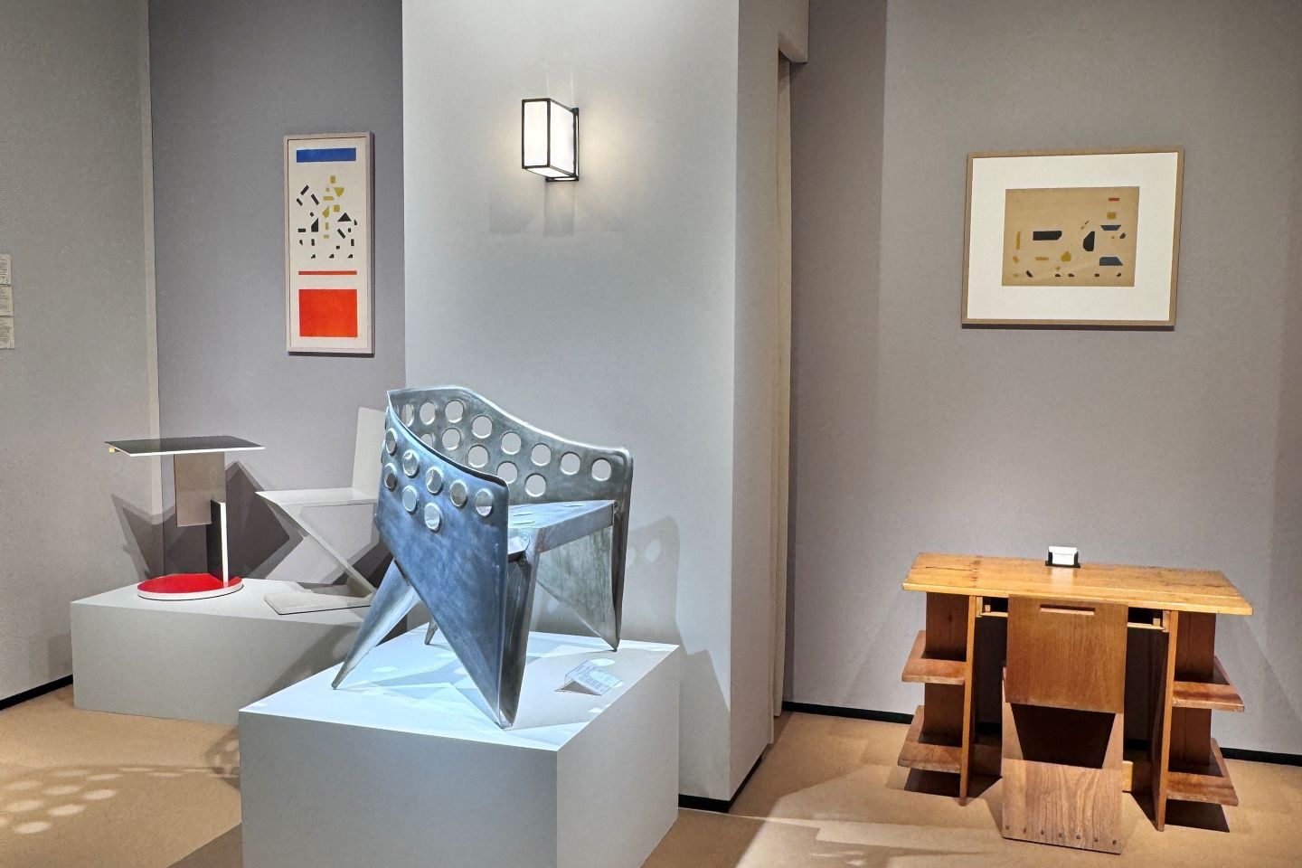 'Rietveld's Visions' stand van Galerie van den Bruinhorst op Tefaf Maastricht 2026