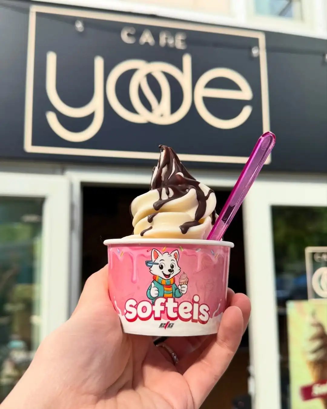 Cafe Yade Softeis Becher