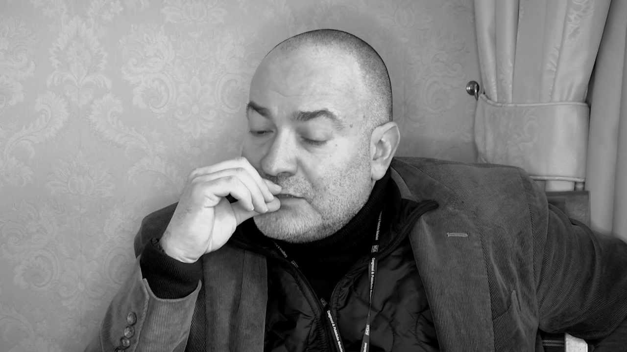 Anteprima del video: Speciale Sopsi 2012: Gilberto Di Petta - Psichiatria di frontiera... Noi senza Patria...