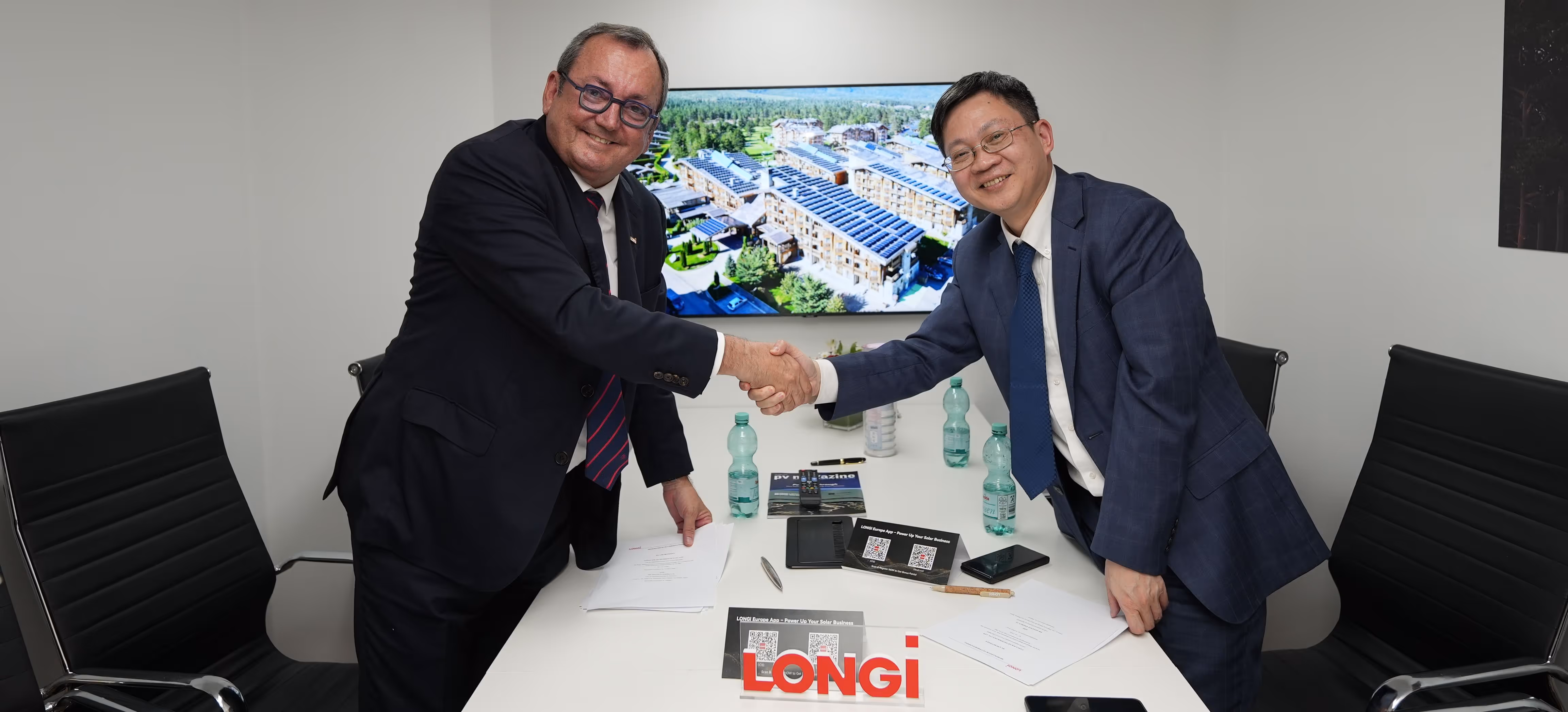 LONGi and SM Advance Energy Sign MoU for Groundbreaking Solar Technological Park in the Canary Islands