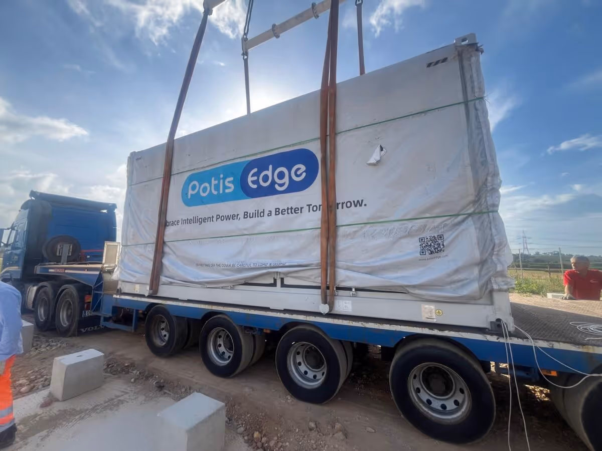 LONGi acquiert PotisEdge pour devenir un fournisseur intégré d'énergie solaire et de stockage pour les marchés commerciaux, industriels et des services publics