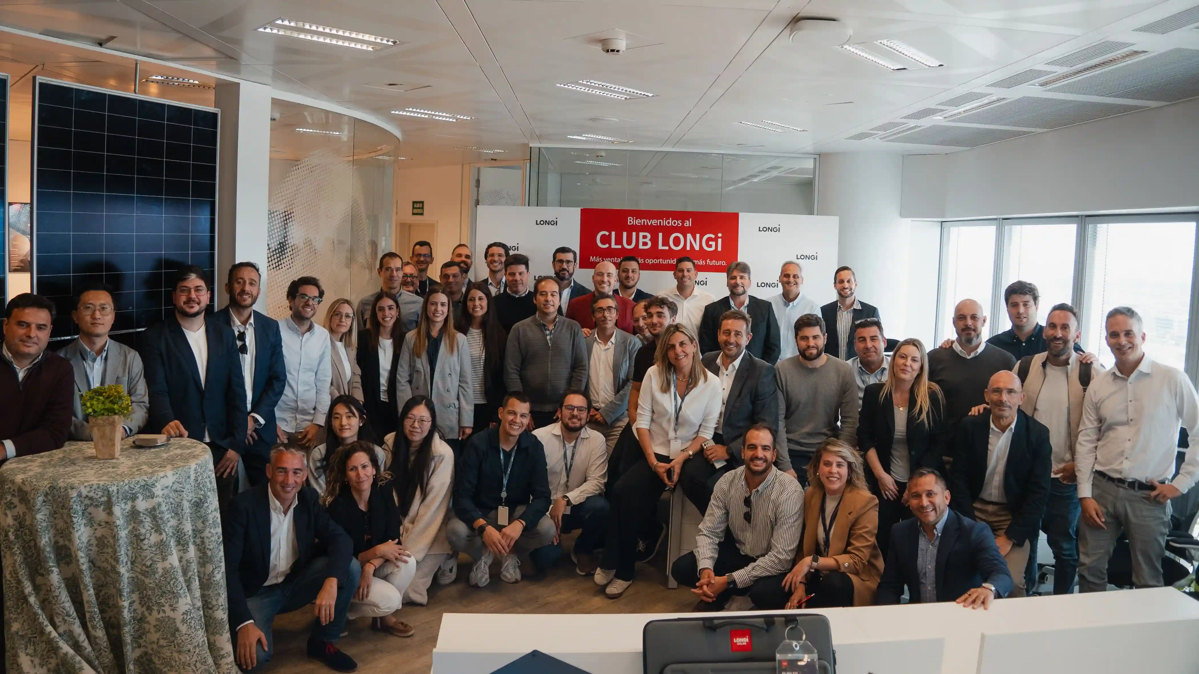 LONGi Solar lanza Club LONGi en España: una comunidad creada para impulsar el crecimiento de los instaladores fotovoltaicos