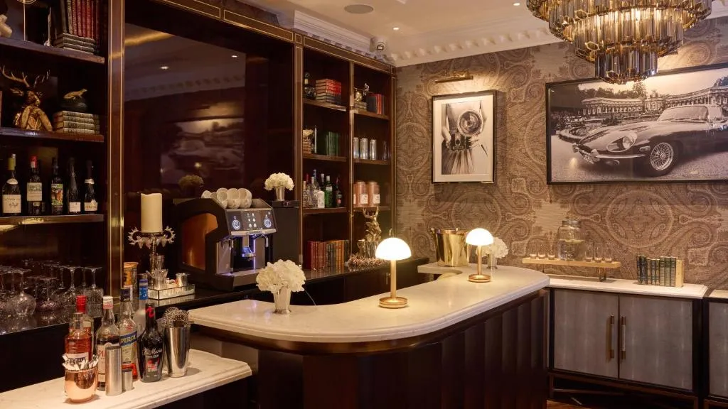 Bar at the Selwyn, Richmond