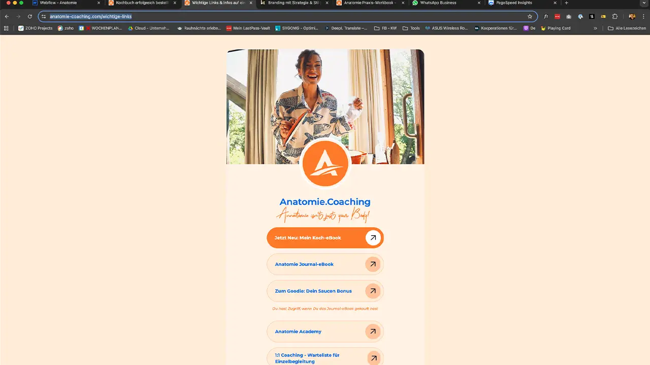 Mobile Ansicht der Anatomie-Coaching-Linktree-Seite mit zentralem Profilbild von Anna Hahn und verschiedenen Button-Links zu Angeboten und Produkten.