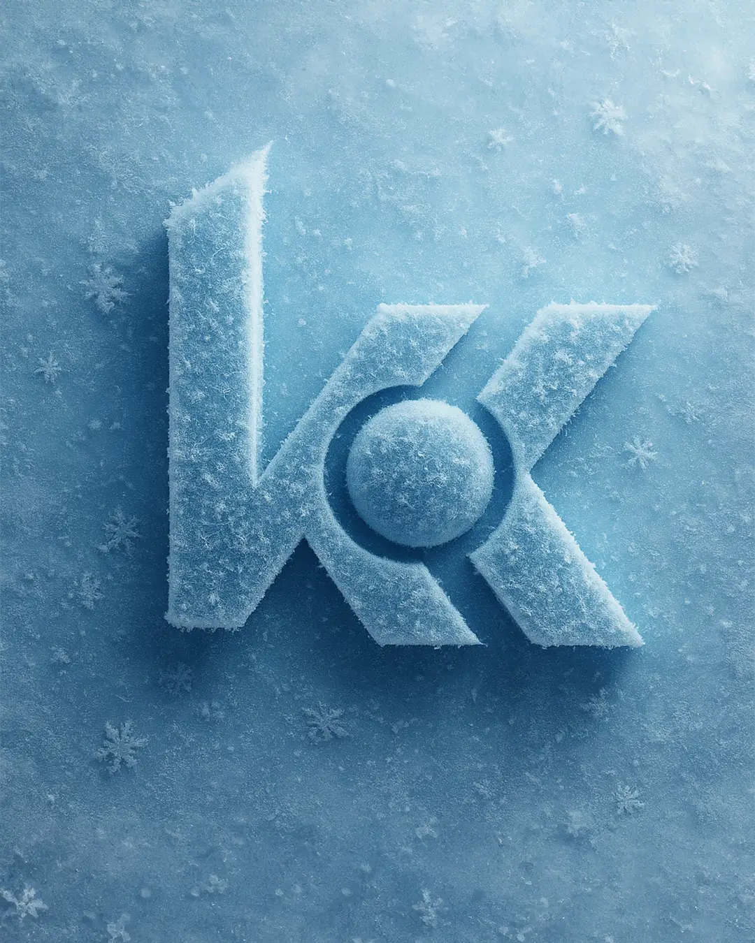 efrorenes 3D-Logo mit frostiger Eisschicht auf hellblauer Oberfläche. Die Kanten sind mit feinen Eiskristallen bedeckt, und rundherum liegen kleine Schneeflocken auf einer eisigen Struktur.