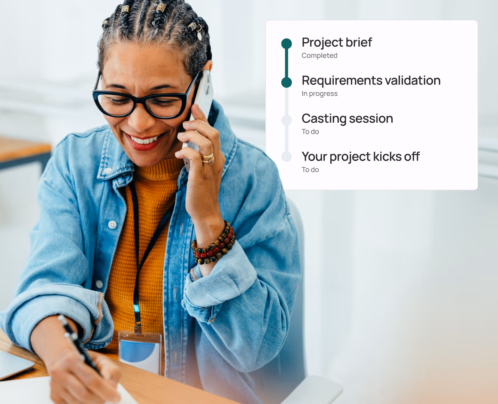 Decision-maker at a zoulloo client company defining talent needs on the phone with a Customer Success Manager